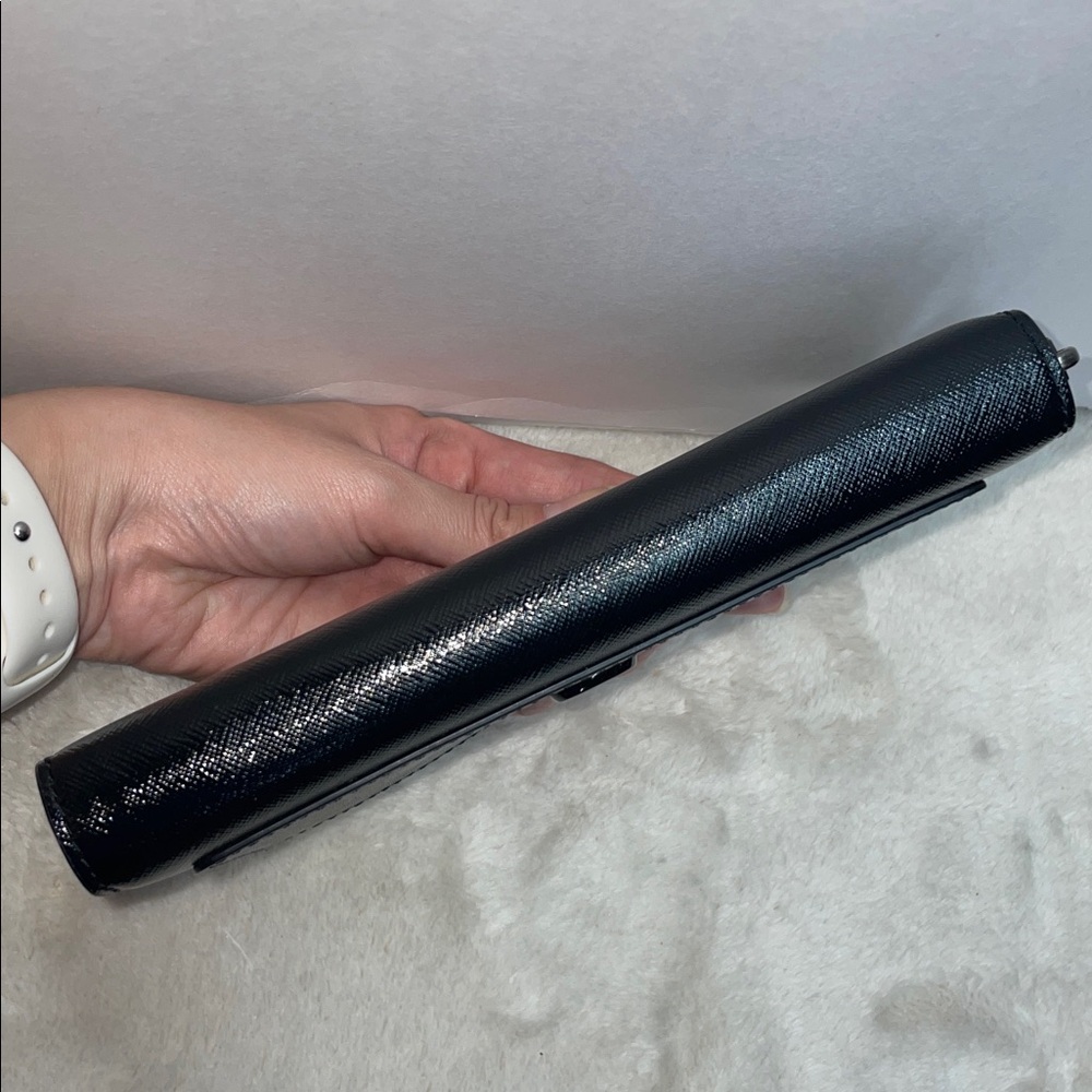 Marc Jacobs ‘The Continental’ Wallet - Picture 3 of 16